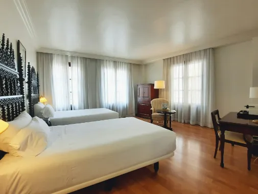 Habitaciones/Superior Twin Habitaciones/Superior Twin