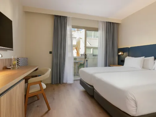 Habitaciones/Classic Room Twin with Balcony