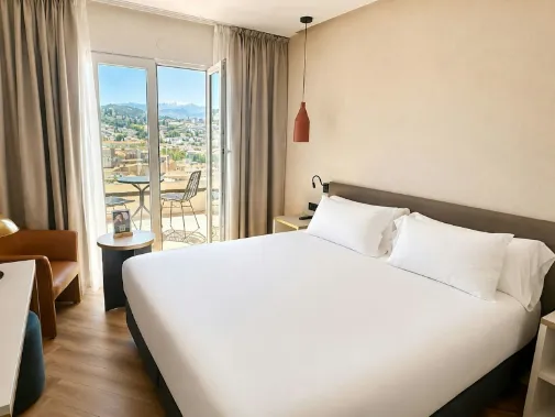 Habitaciones/Superior con Terraza